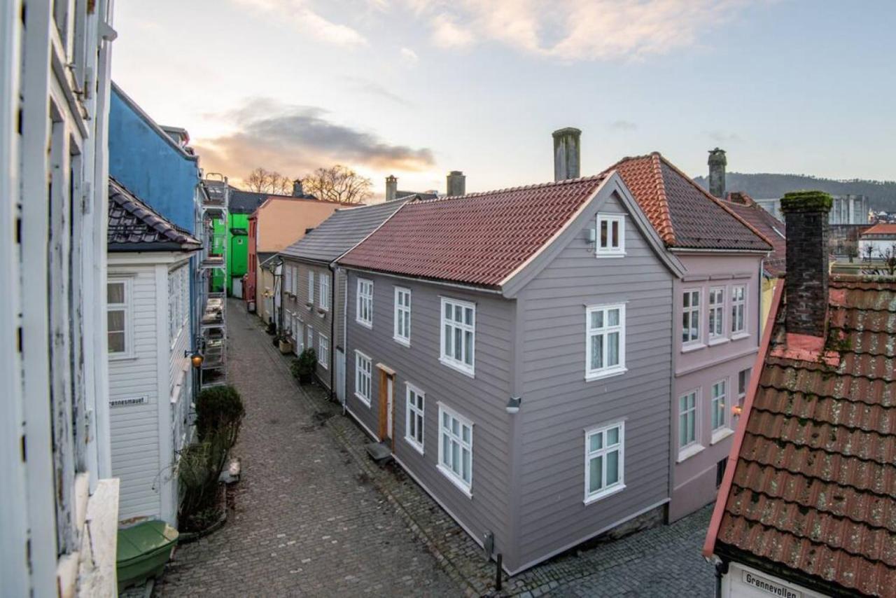 Dinbnb I Cozy 1-bedroom Nestled In The Heart Of Lejlighed Bergen